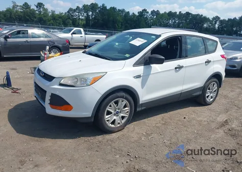 2015 Ford Escape S z USA, uszkodzony, nr VIN 1FMCU0F76FUA48847
